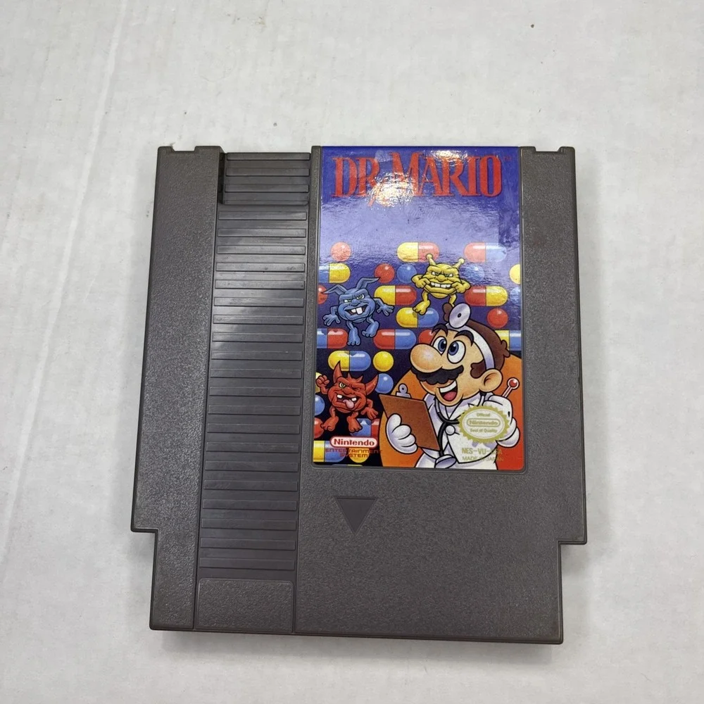 Dr. Mario - Nintendo Entertainment System NES 1985